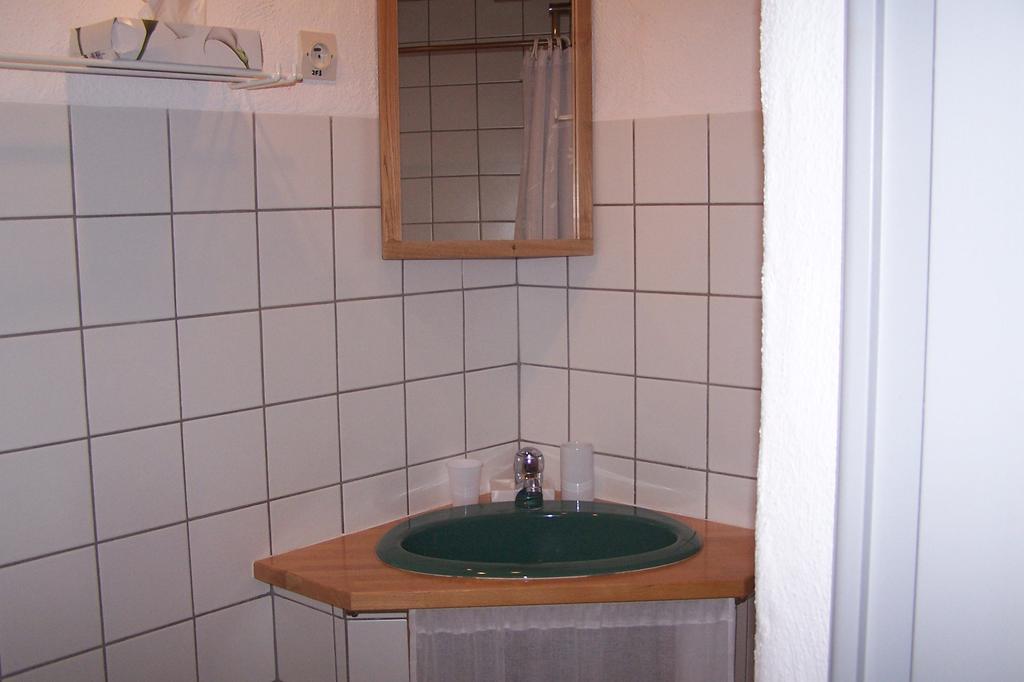 Salomony Chambre D'Hotes Marcols-les-Eaux Cameră foto