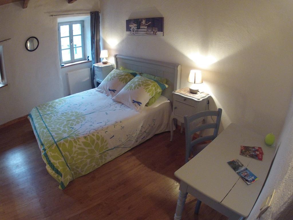 Salomony Chambre D'Hotes Marcols-les-Eaux Cameră foto